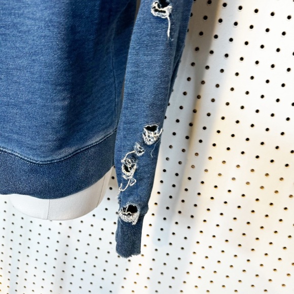 J. Crew / Rivet and Thread | Navy Blue Distressed Thrashed Crewneck Sweater XS - Picture 7 of 11